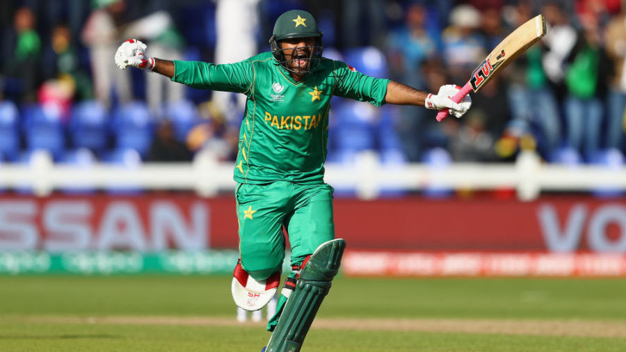 Pakistan beat Srilanka to face England in the semi final