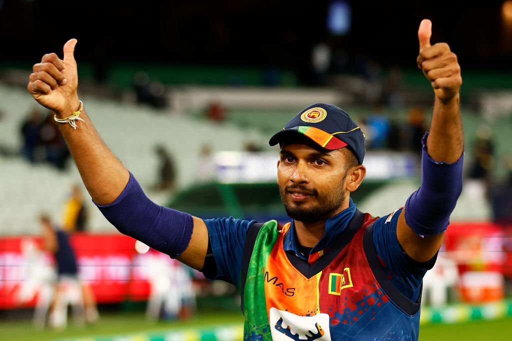 Srilanka beat Australia by 4 wickets in a nail biting finish