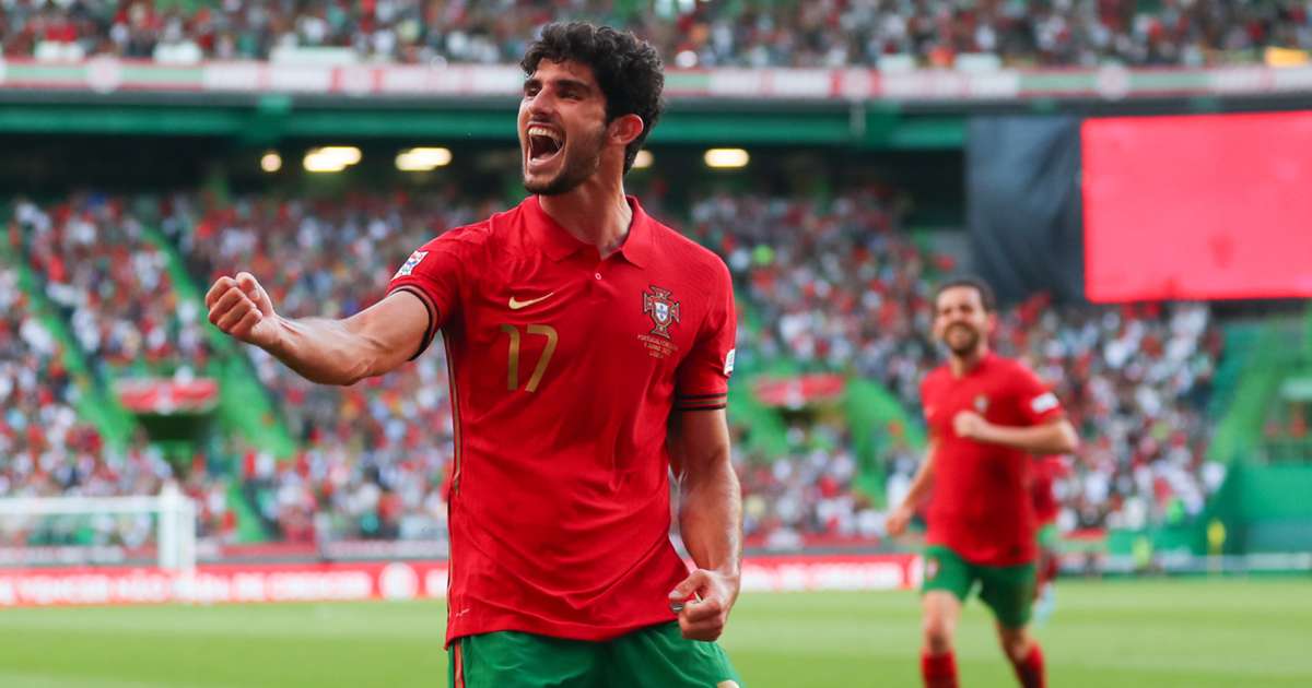 Portugal secure comfortable 2-0 win over Czech Republic