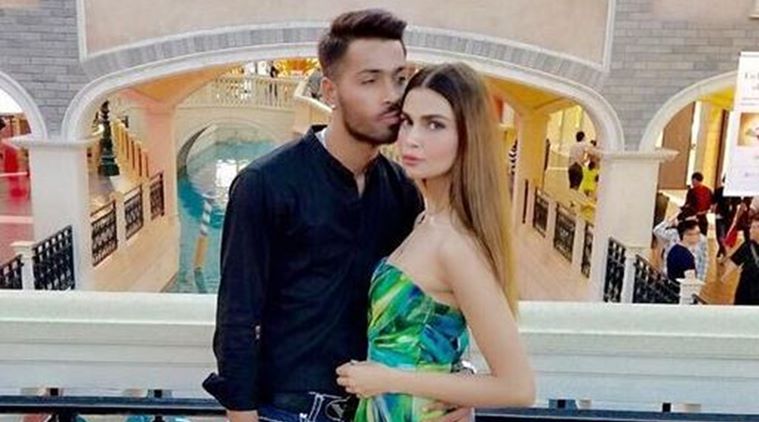 Hardik Pandya Special Message On Valentines Day