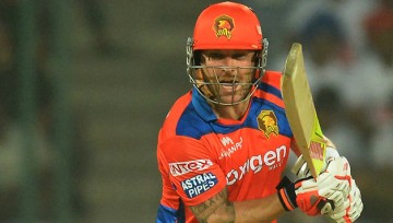 McCullum to miss remainder of IPL with injury