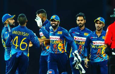 Srilanka defeat Australia by 4 runs to win series