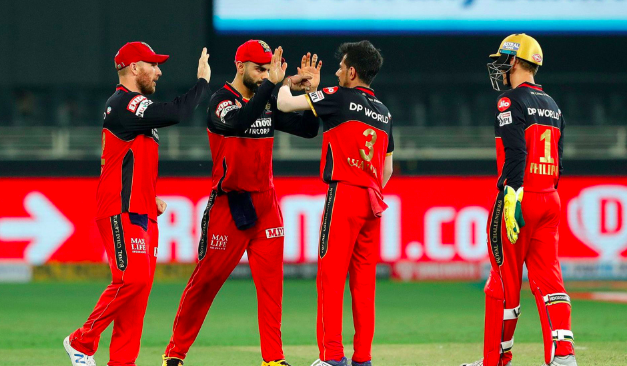 Bangalore beat Hyderabad after a dramatic comeback